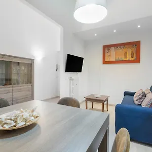 appartamento-incantevole-con-patio.it-tuscanyhotel.com/